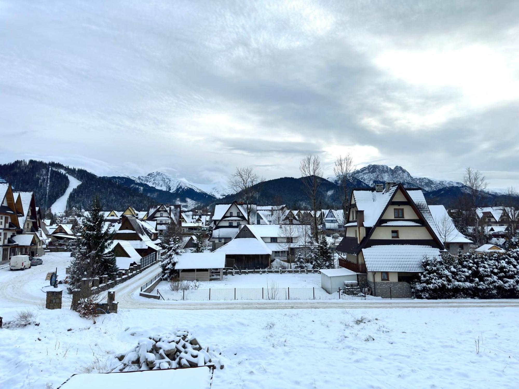 Apartamenty Viva Tatry Zakopane Bilik gambar
