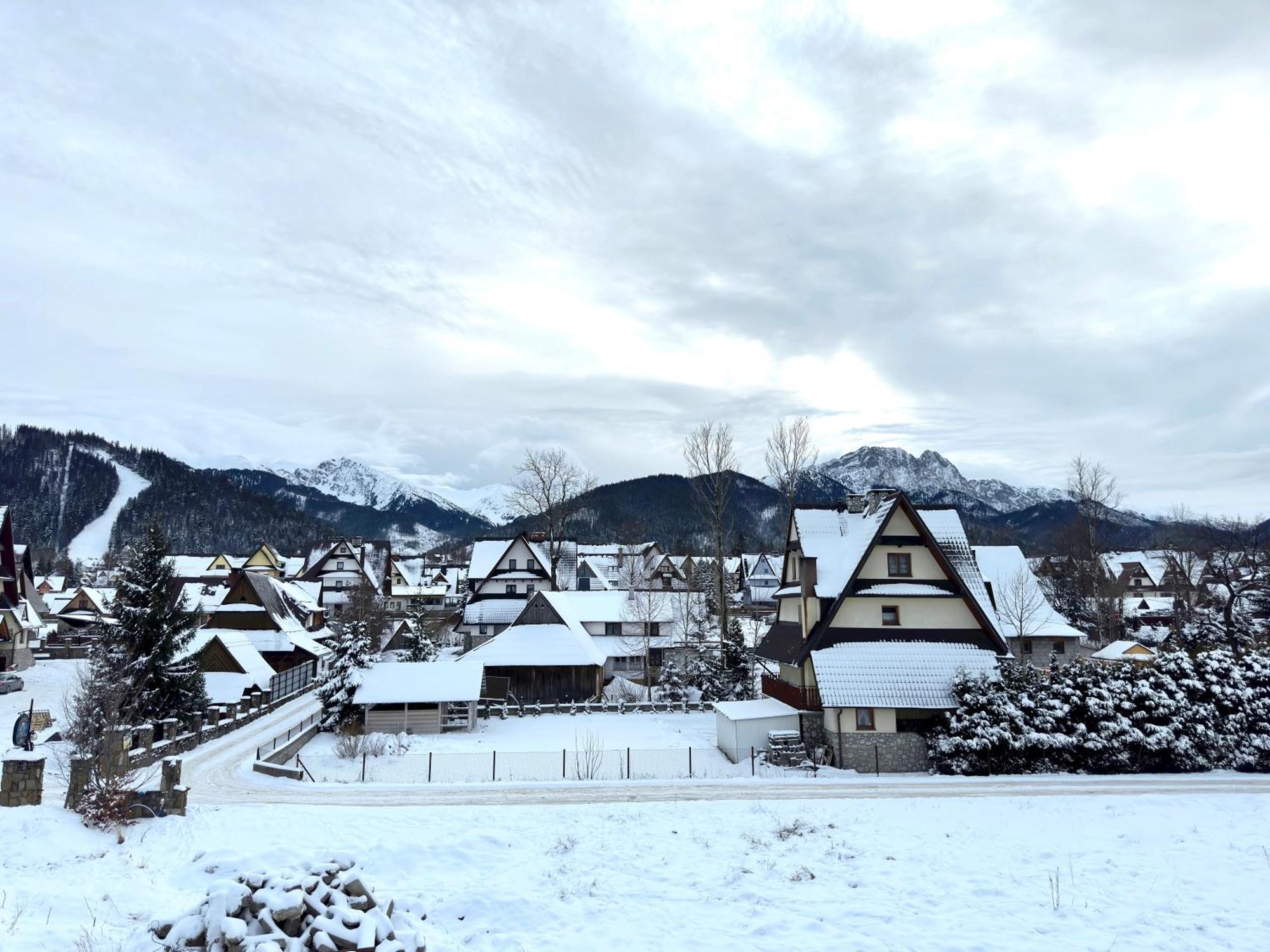 Apartamenty Viva Tatry Zakopane Bilik gambar